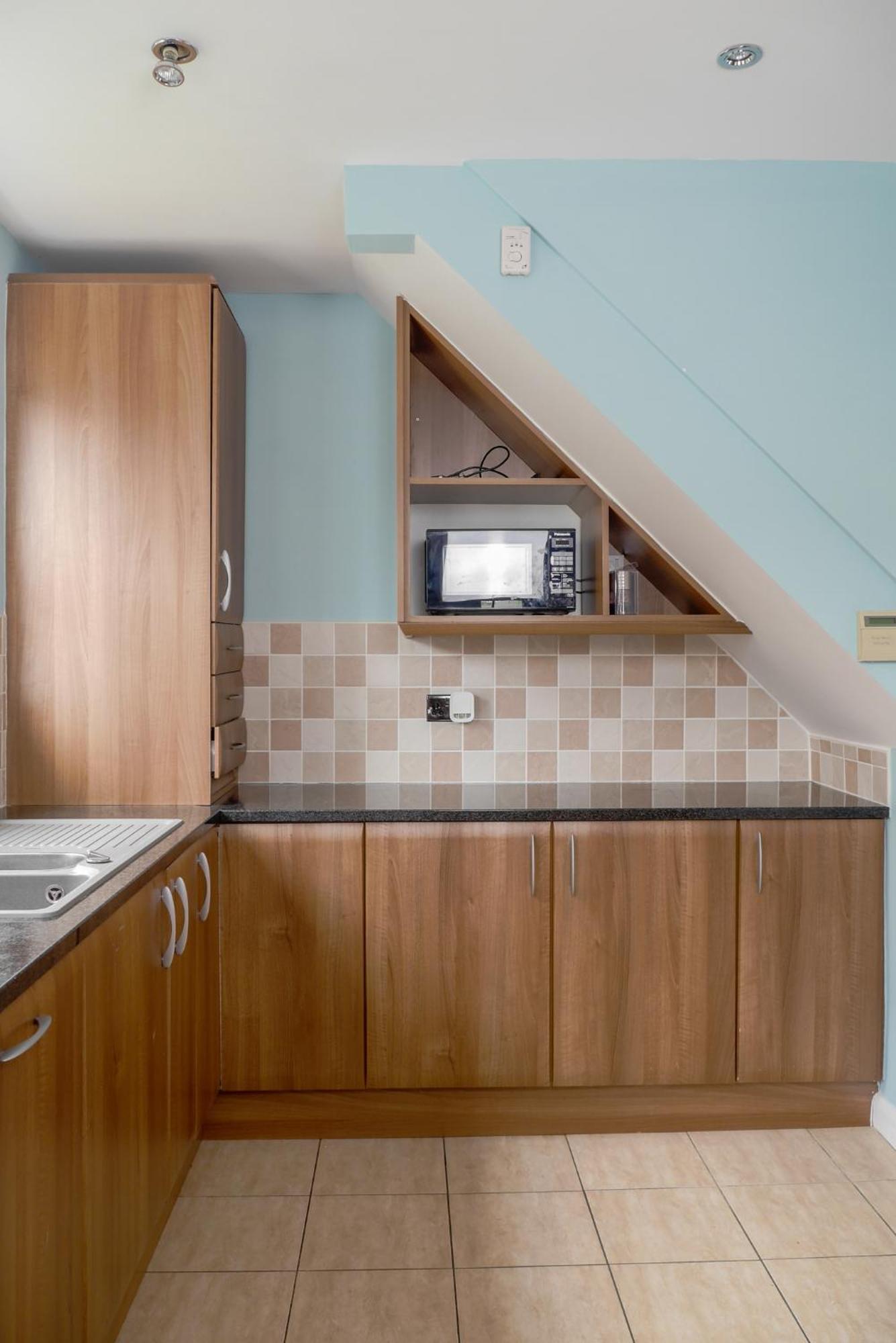 Modern 4 Bedroom Detatched House Стоктон-он-Тіз Екстер'єр фото